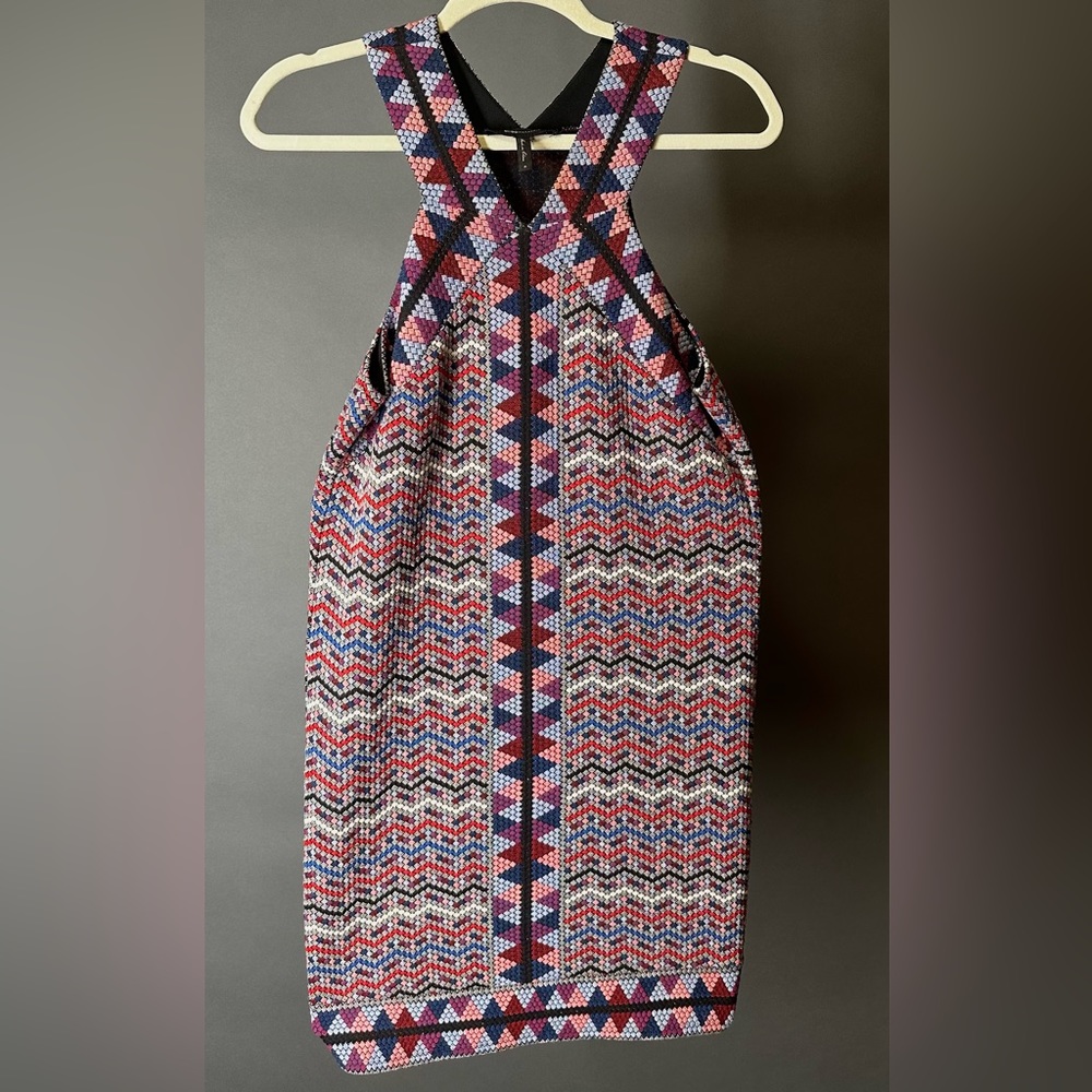 BCBG Maxazria woman’s tunic size small